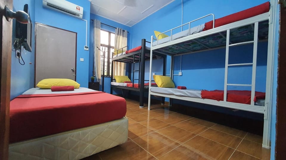 ShopLot Hostel Pangkor Hostel in Perak