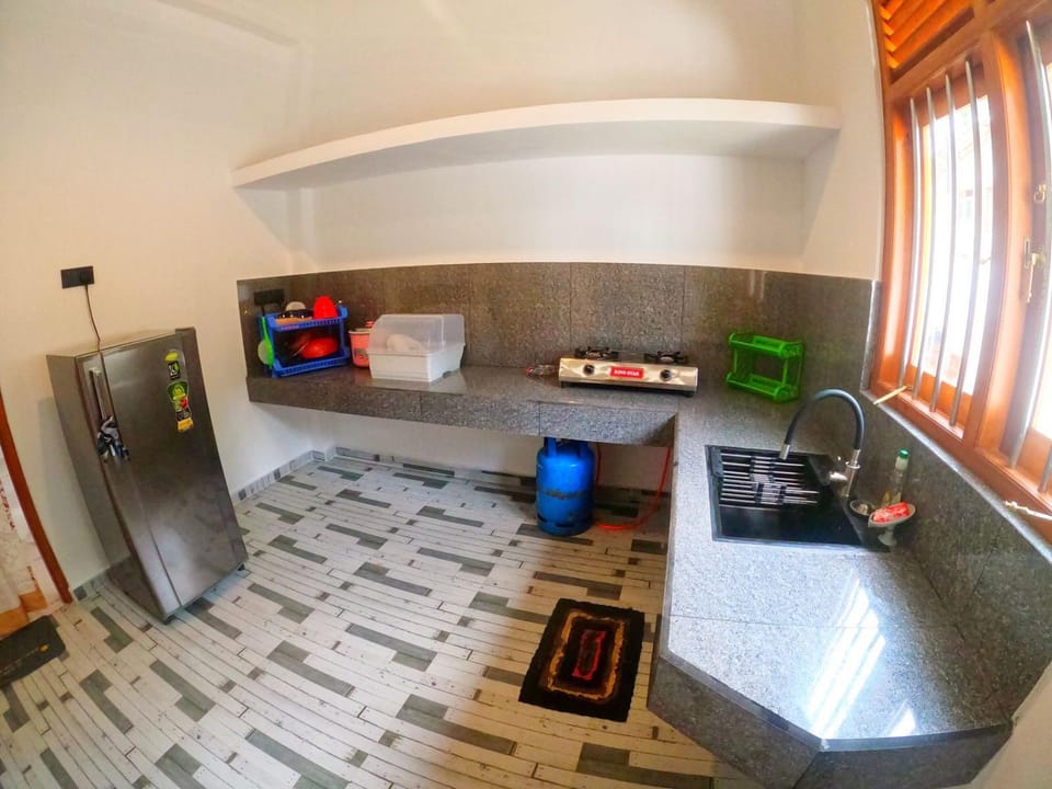 Thushen Villa Villa in Kamburugamuwa