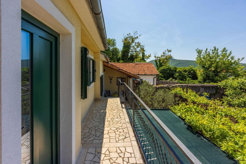 Summer, Balcony/Terrace