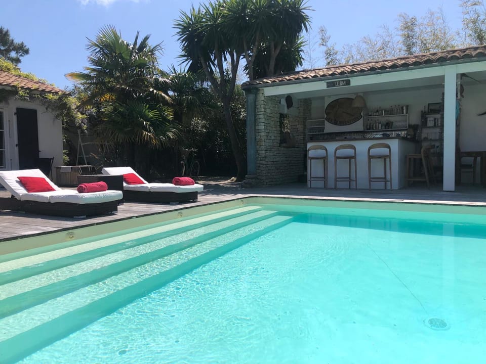 Pool view, Swimming pool, Swimming pool, sunbed