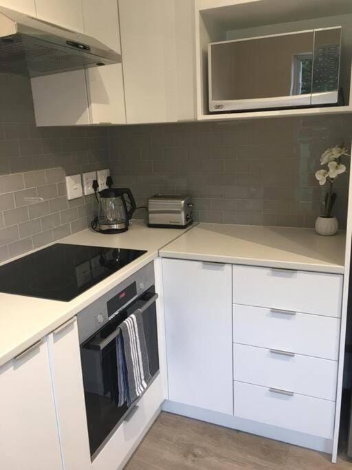 Lovely studio apartment in Pinelands, Cape Town Apartment in Cape Town