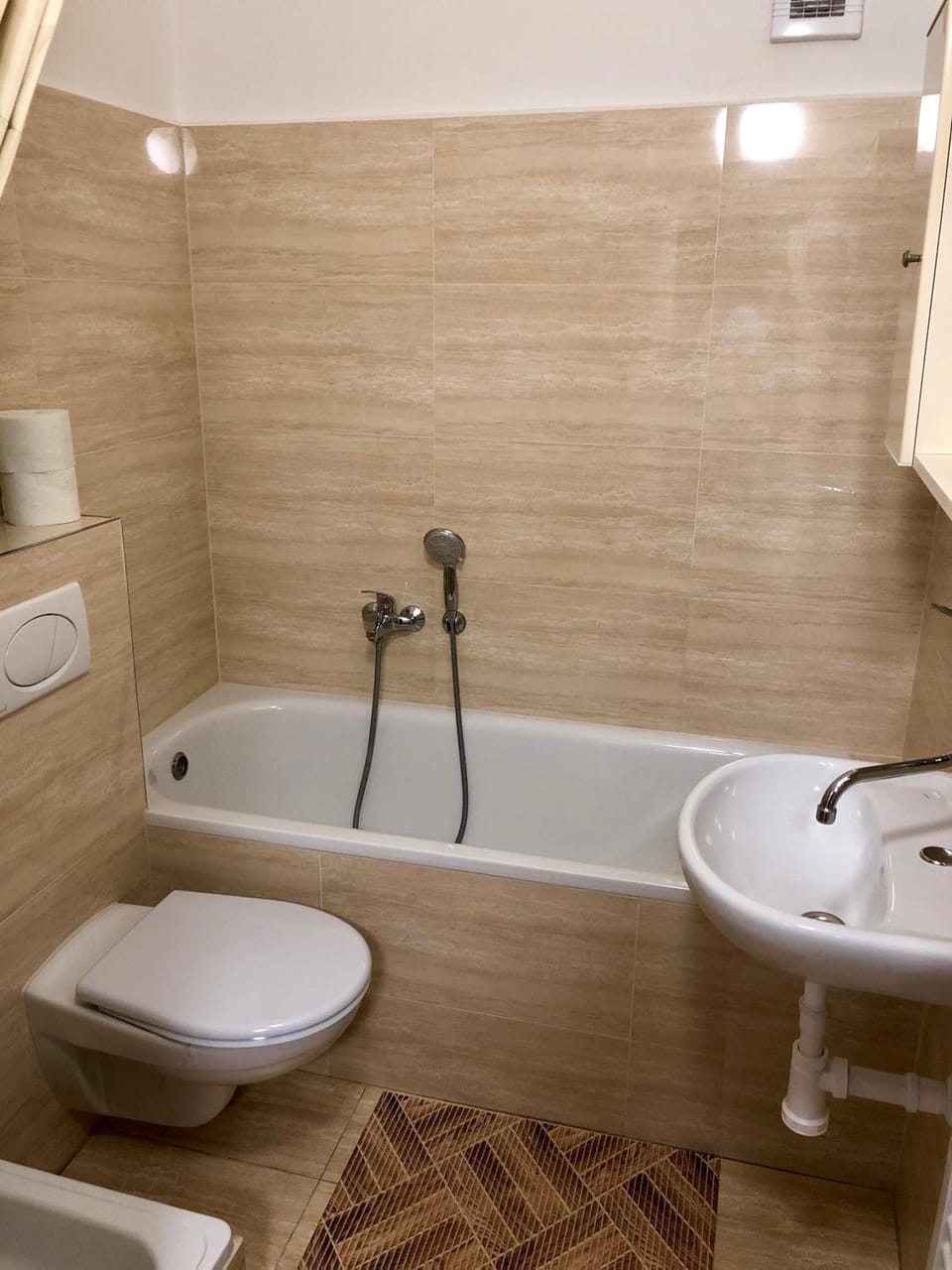 Toilet, Bathroom, Bath