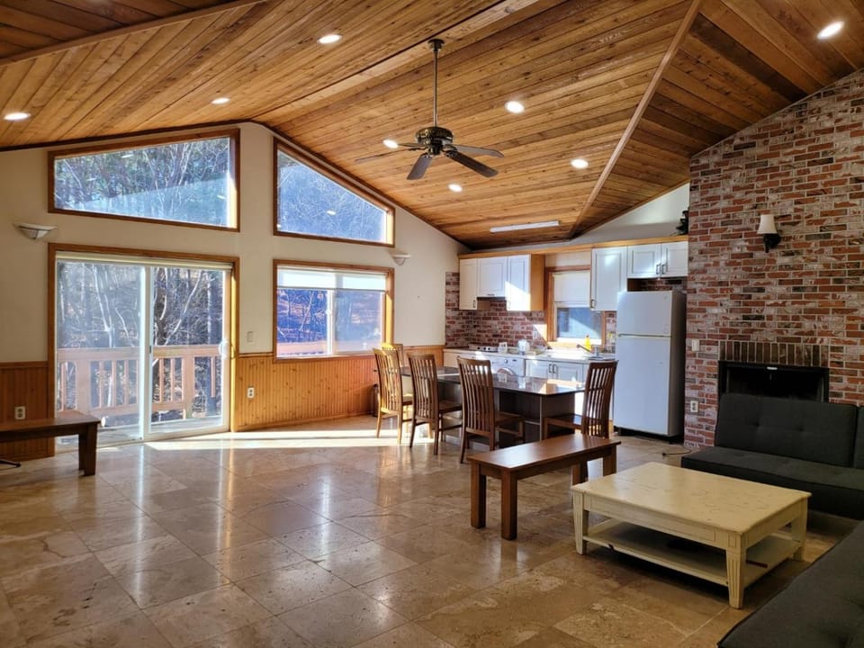 Hue 700 Chalet in South Korea