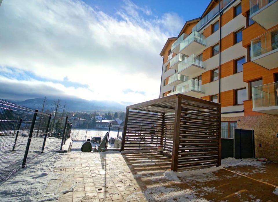 Property building, Mountain view