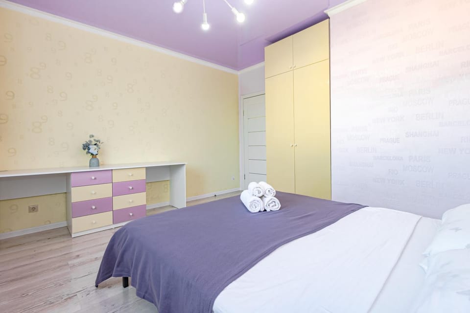 Bed, Photo of the whole room, Bedroom, towels, wardrobe