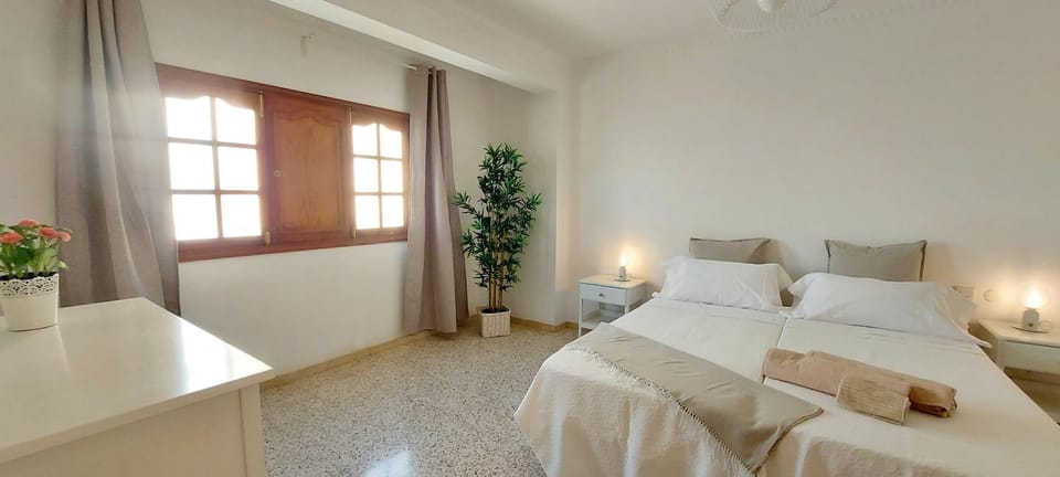 Ten Minutes From Airport - 2 Apartment in Vecindario