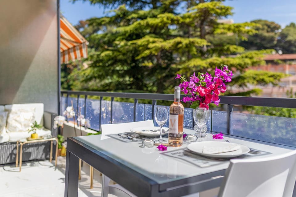 Balcony/Terrace, Dining area