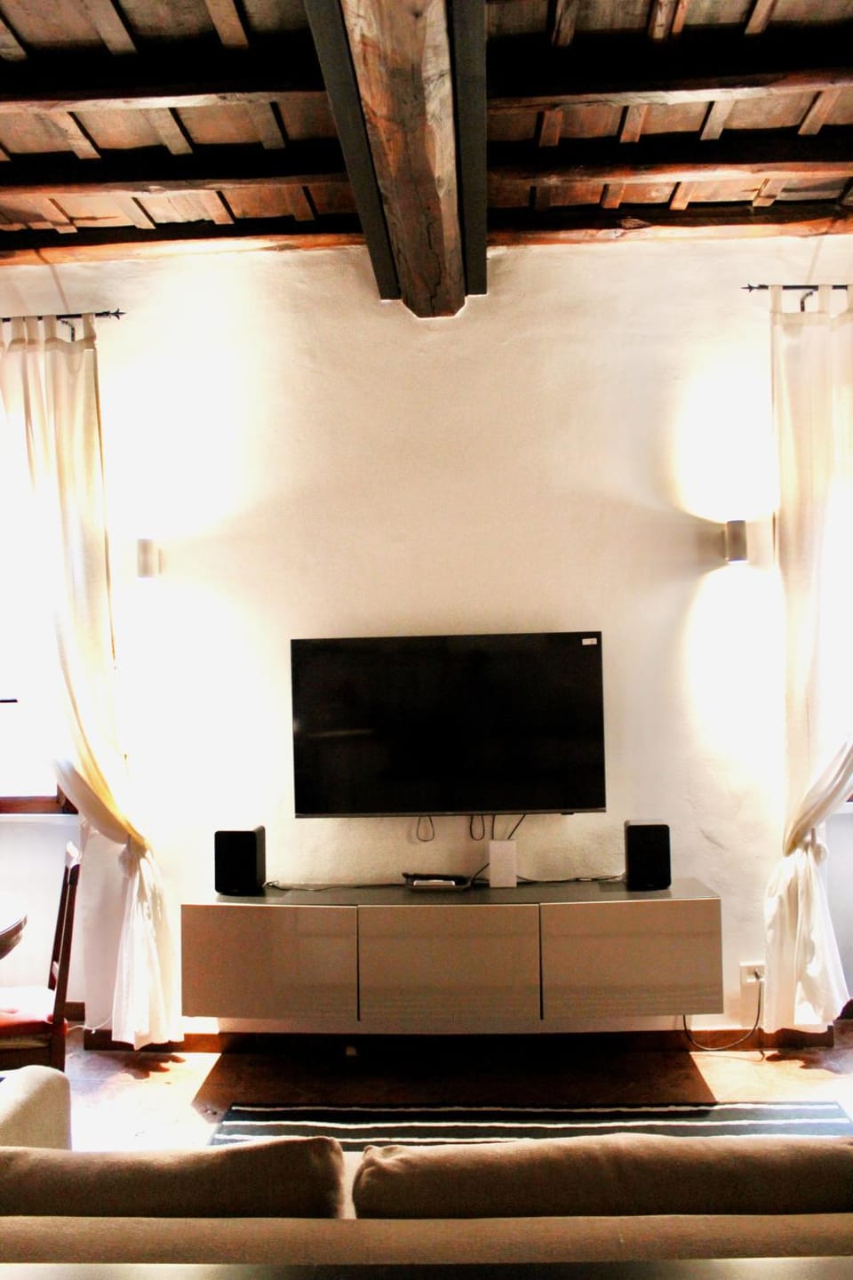 TV and multimedia, Living room, internet