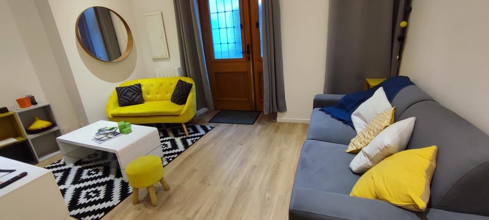 Chaleureux - Bien équipé - Hypercentre - 2Ch 6pers Apartment in Pau