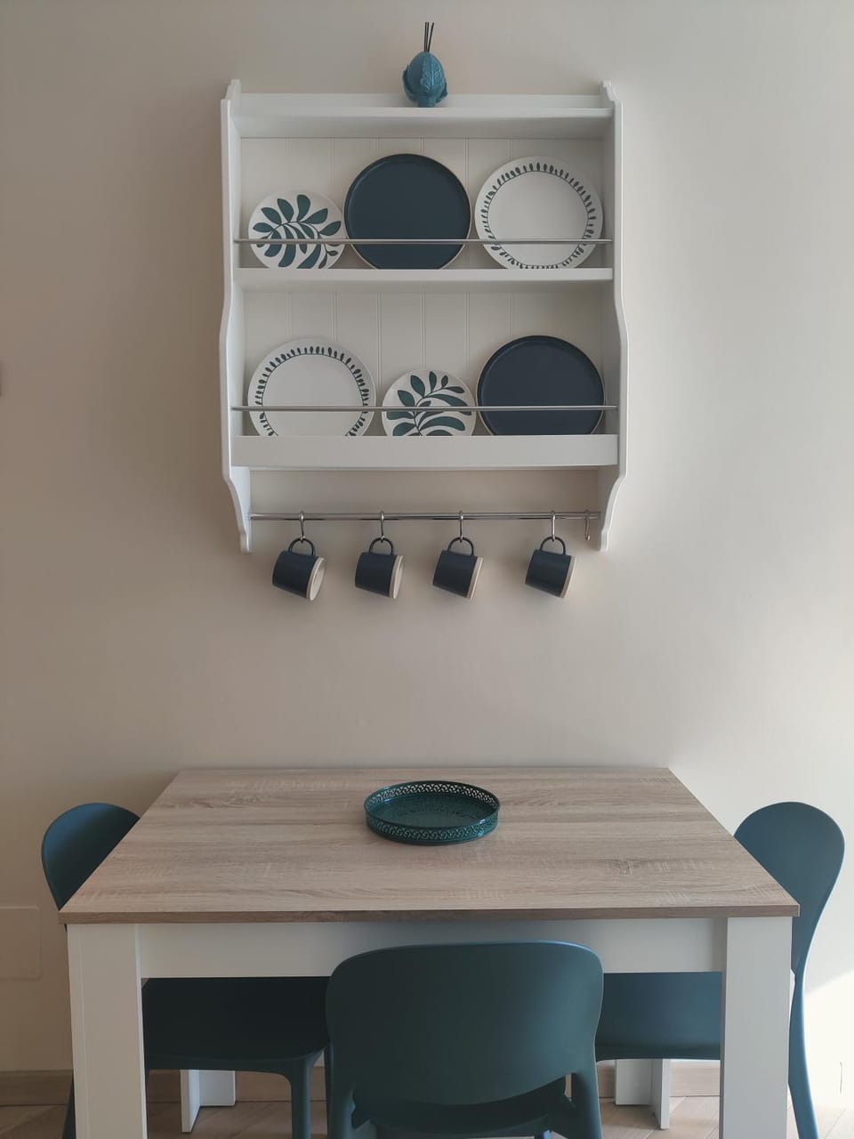 Dining area, hair dresser