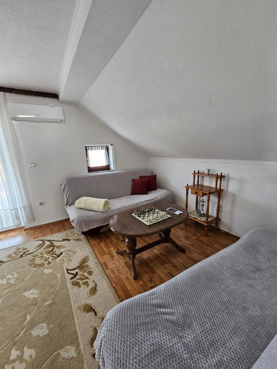 Seating area, Bedroom