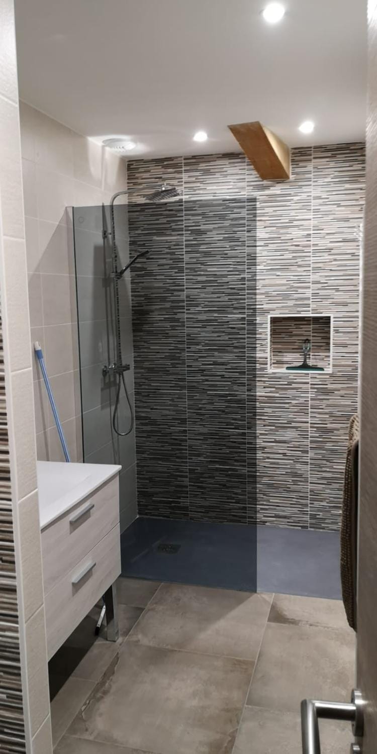 Shower, Bathroom