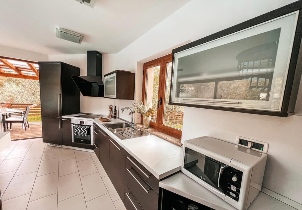 Kitchen or kitchenette, dishwasher, minibar, pet friendly