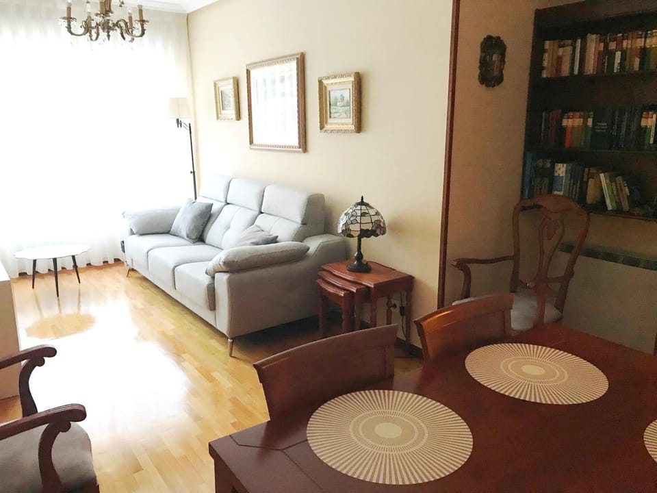 Library, Living room