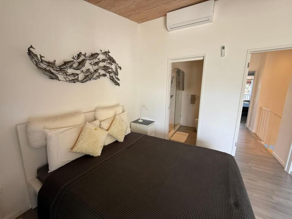 Luxury Waterfront Villa 249C Starlink Wifi Villa in Saint Mary, Antigua and Barbuda