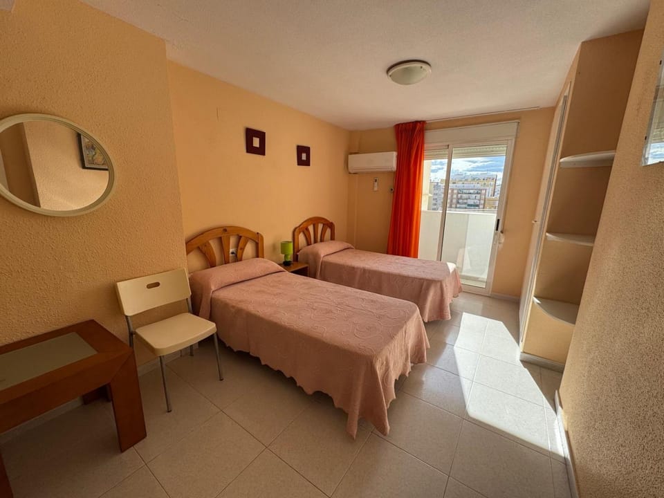 Apartamentos GEMA Primera linea Cullera Apartment in Cullera