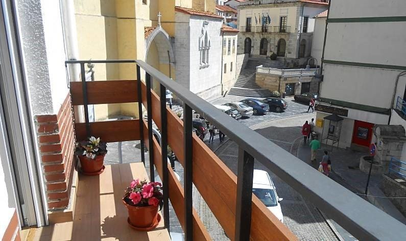 City view, Street view