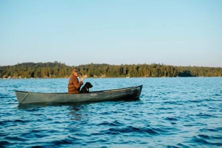 People, Natural landscape, Activities, Lake view