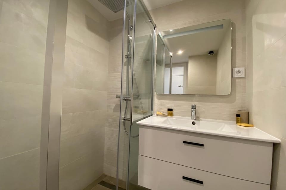 06BD - Nice 6-person apartment facing the slopes Apartment in Piedmont