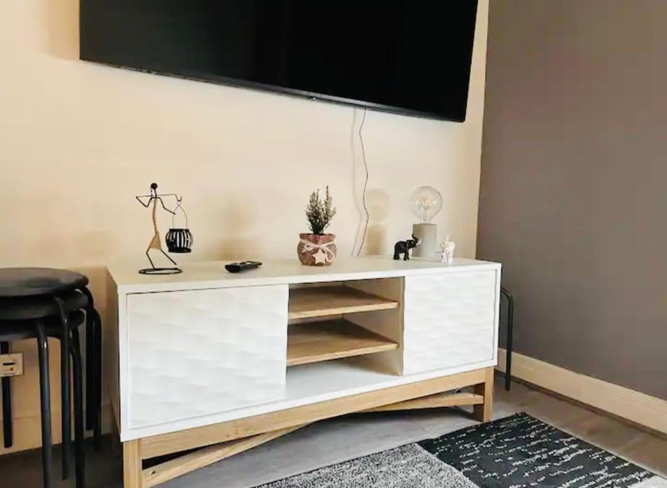 Fab flat Apartment in Brentford