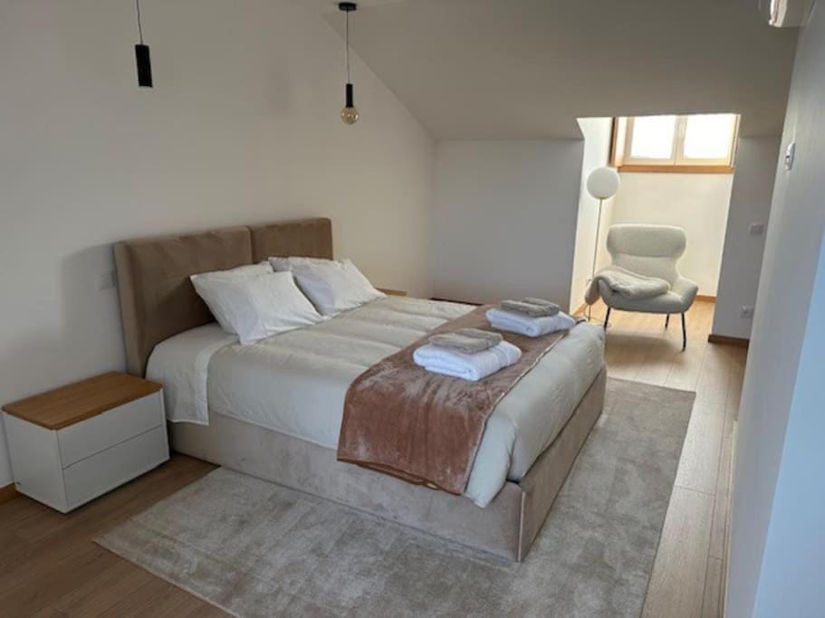 Bed, Bedroom