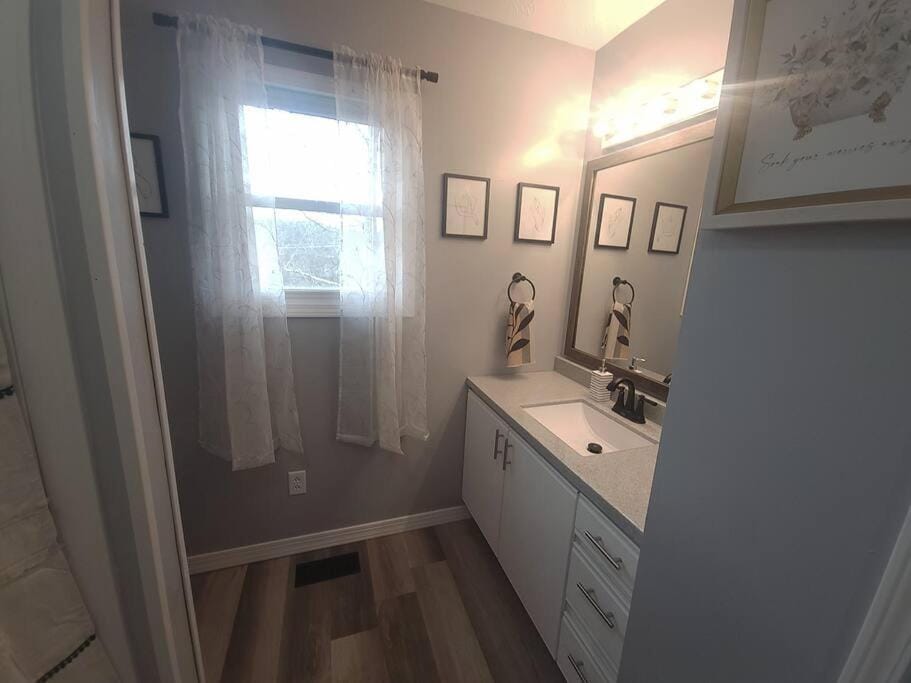 Shower, Bathroom, Bath, heating