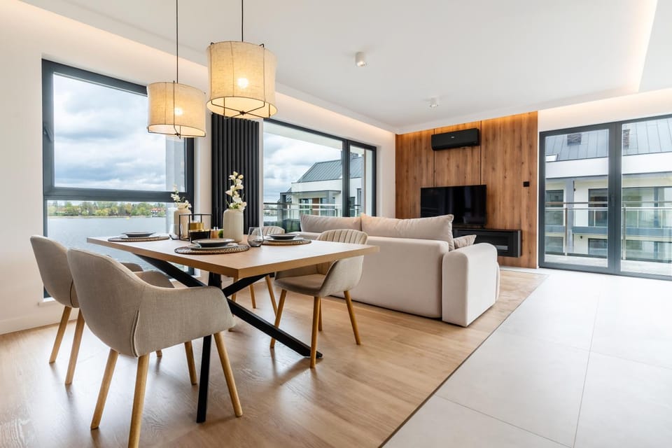 TV and multimedia, Living room, Seating area, fireplace, air conditioner
