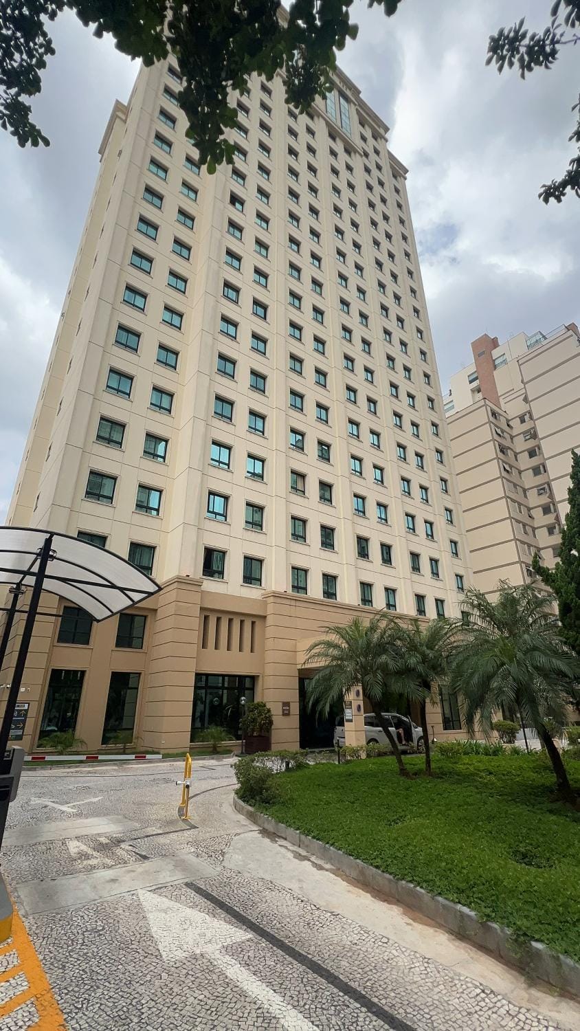 Property building, Day, Location