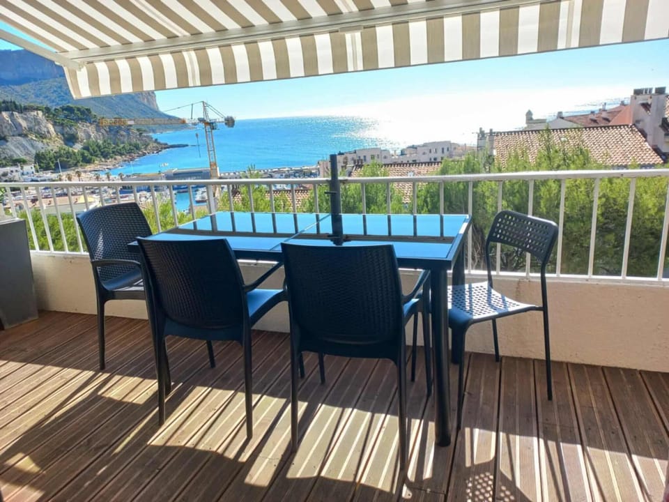 LE COSY Appartement à CASSIS avec vue exceptionnelle sur mer Apartment in Cassis