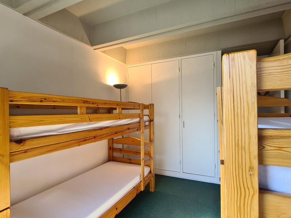 Appartement spacieux balcon sud - 6 pers. - FR-1-425-219 Apartment in Arâches-la-Frasse