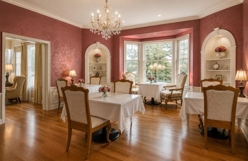 Seating area, Dining area