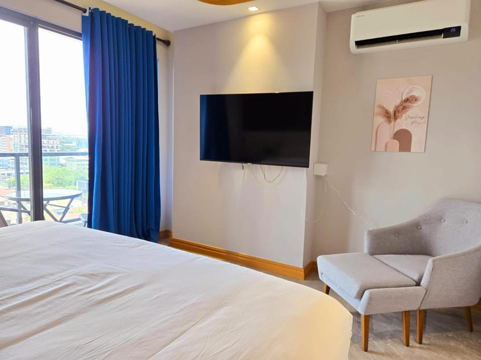 One Euphoria 1 Bedroom 2mins to Walking Street & Restaurants Apartment in Angeles