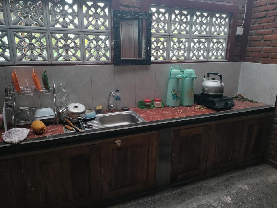 Soca House Bed and Breakfast in Sukawati