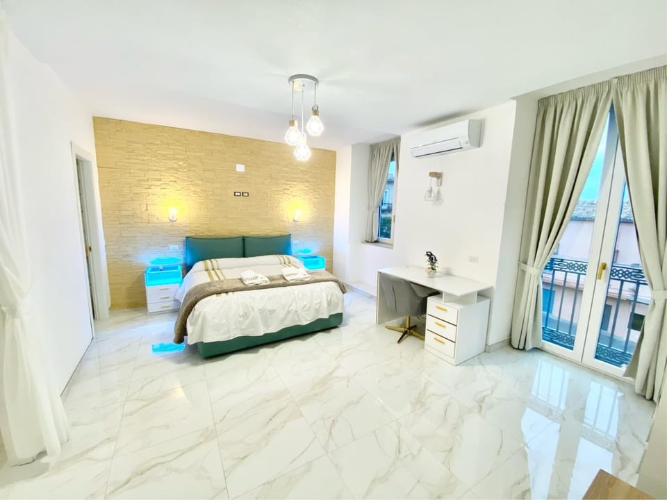 Antica Dimora-luxury historic apartment Apartment in Vibo Valentia
