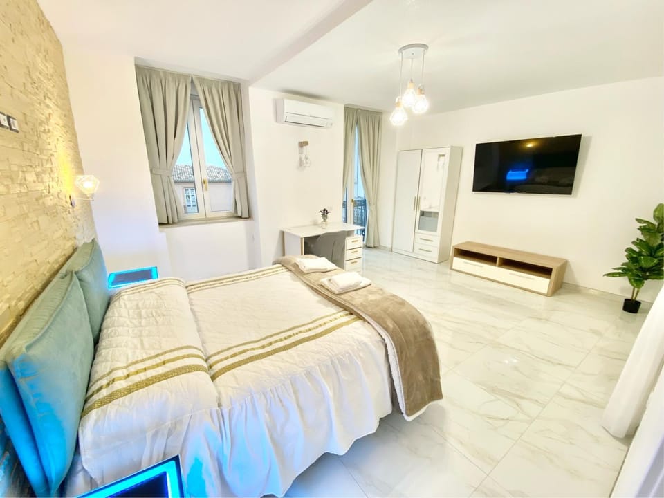 Antica Dimora-luxury historic apartment Apartment in Vibo Valentia