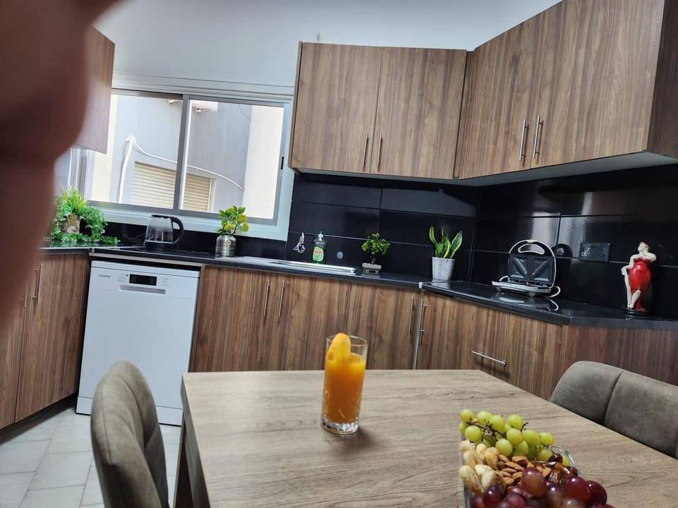 Luxury Kalipso Beachfront Apartment in Limassol City