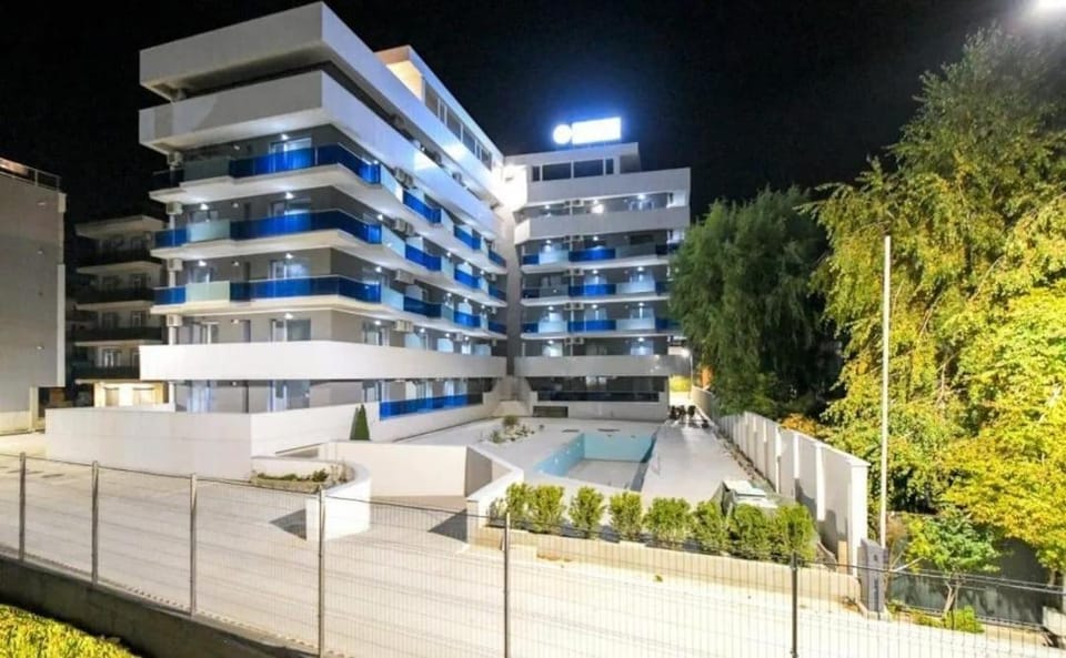 Candy Apartment in Constanța County