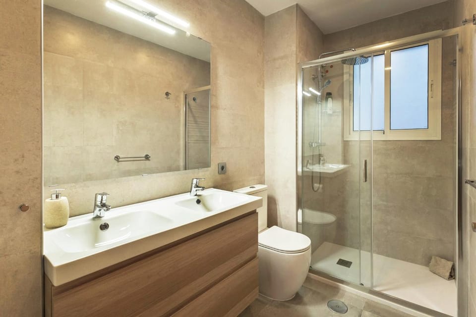 Modern spacious apartment central of Seville Apartment in Seville