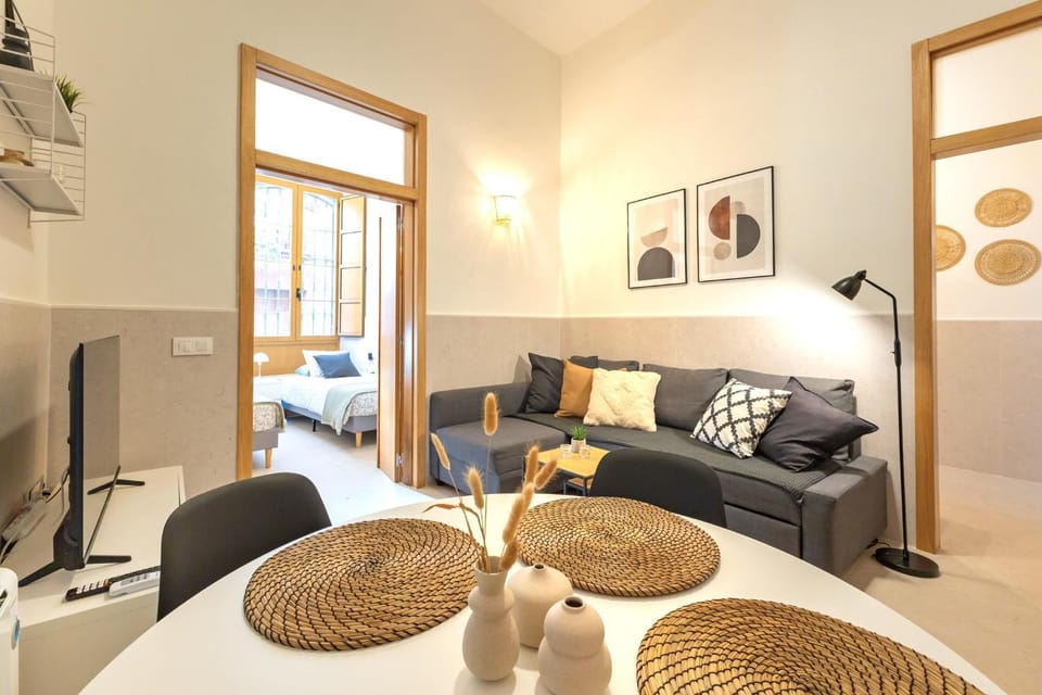 Modern spacious apartment central of Seville Apartment in Seville