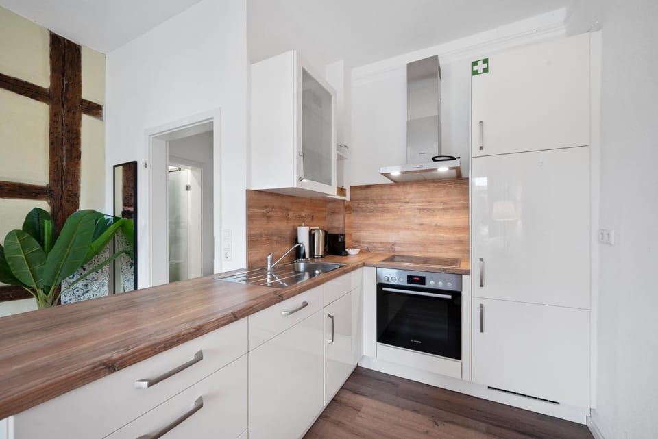 Coffee/tea facilities, Kitchen or kitchenette, dishwasher, minibar, oven, stove, toaster