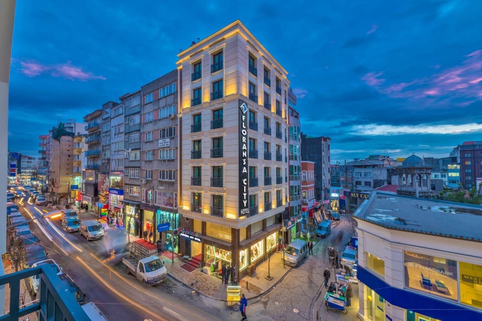Facade/entrance, Neighbourhood, Street view