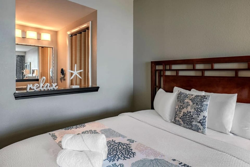 Oceanfront Studio With Indoor Waterpark! Water Slides and More! Dunes Village Resort 342 House in Myrtle Beach