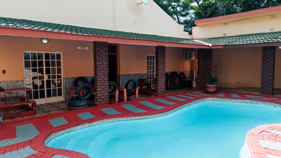 Falcon Lodge (S) Apartment in South Africa