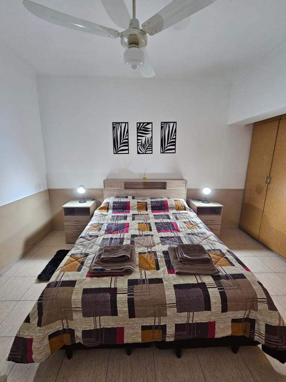 Photo of the whole room, Bedroom, fireplace