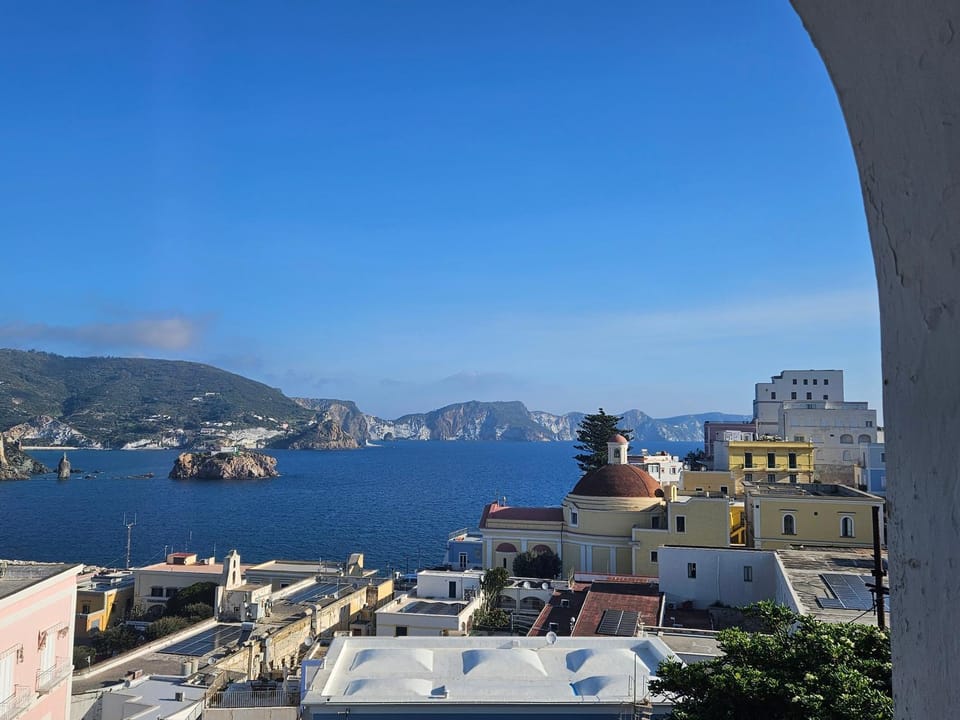 Maridea - Ventodamare Apartment in Ponza