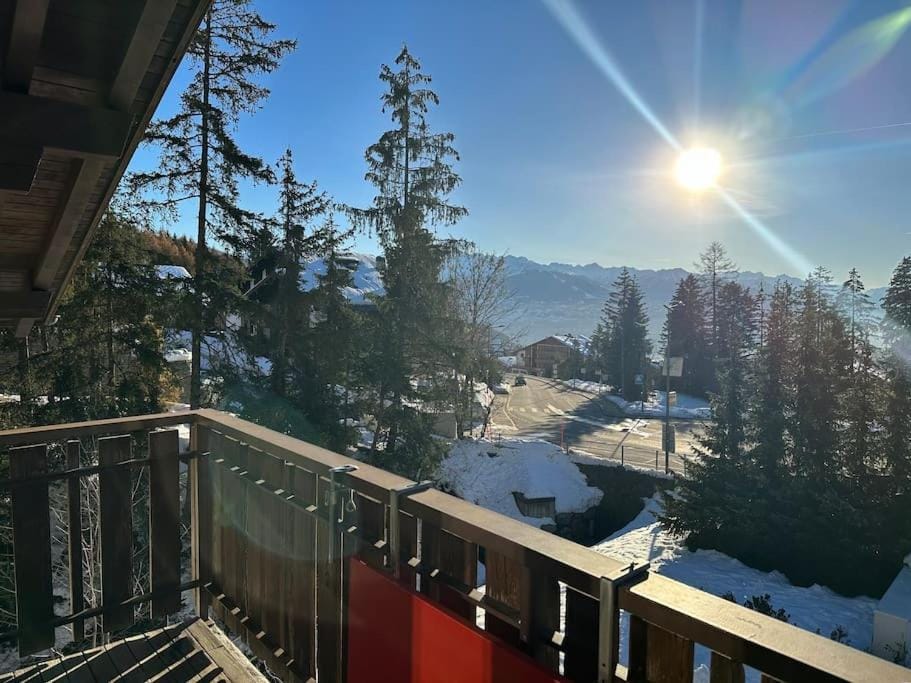 APPARTEMENT DE CHARME EN ATTIQUE dans UN PETIT CHALET Apartment in Sierre