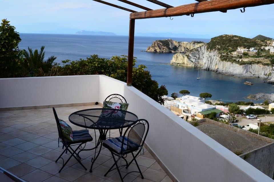 View (from property/room), Balcony/Terrace