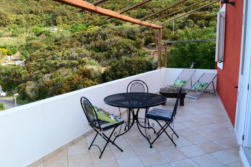 Balcony/Terrace, Dining area
