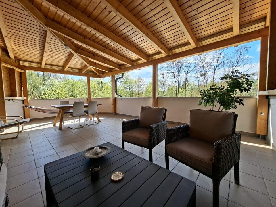 Neu renovierte Altbauwohnung im Herzen von Steyr 100qm Apartment in Upper Austria