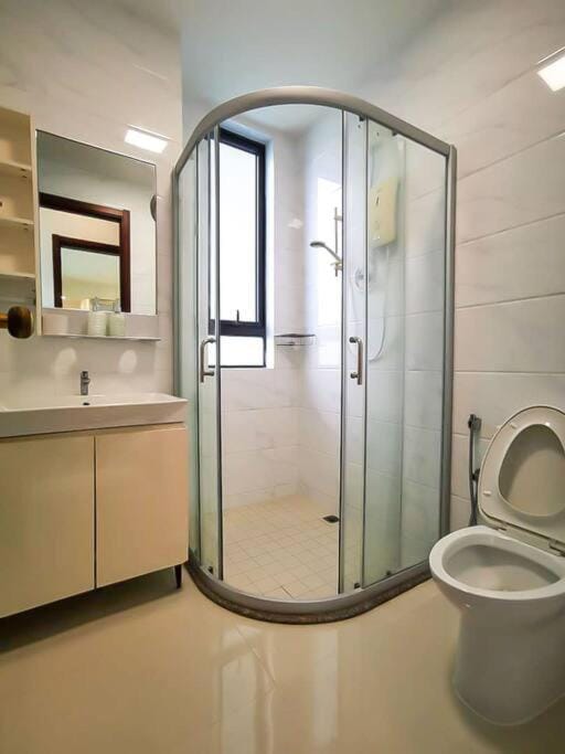 ForestCity Cerulean Bay 4 Room Near Duty Free Shop Apartment in Johor
